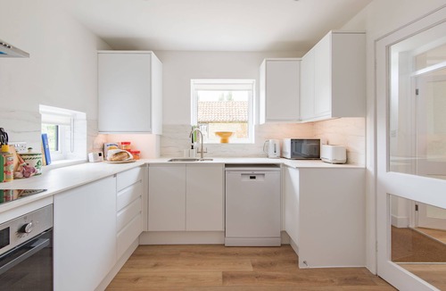 Sandwich House | The Old Barn, Sandwich