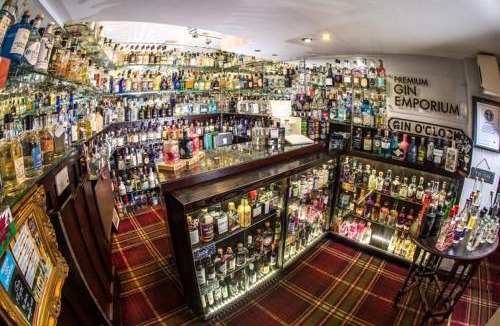 Delph Hotel | The Old Bell Inn