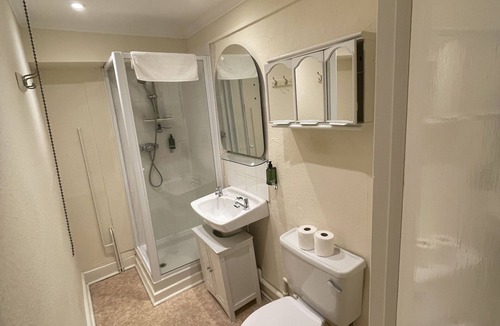 Warminster Hotel | The Old Bell Inn