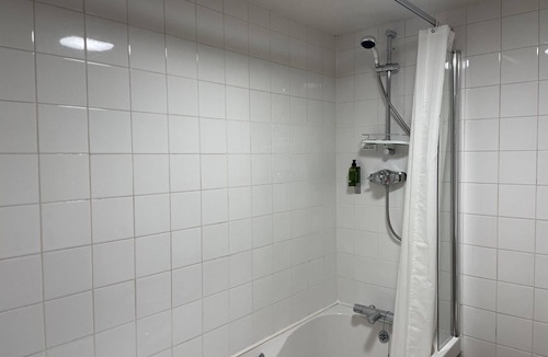 Warminster Hotel | The Old Bell Inn