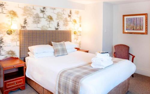 Warminster Hotel | The Old Bell - Warminster