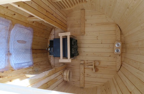 Warlingham House | The Old Bread Lorry with hot tub