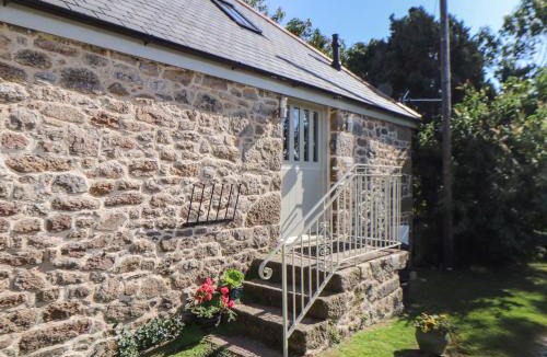 Helford Passage House | The Old Byre