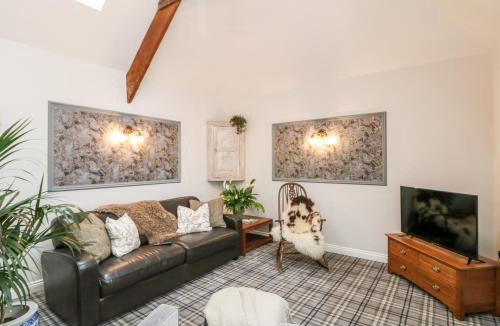 Helford Passage House | The Old Byre