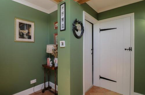 Woodfalls House | The Old Byre