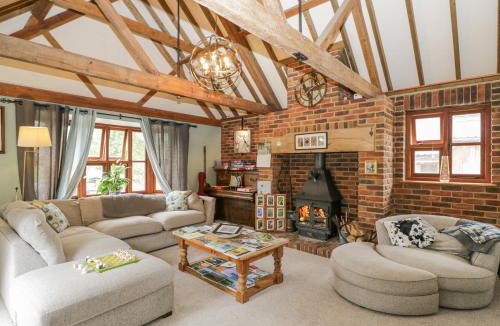 Woodfalls House | The Old Byre