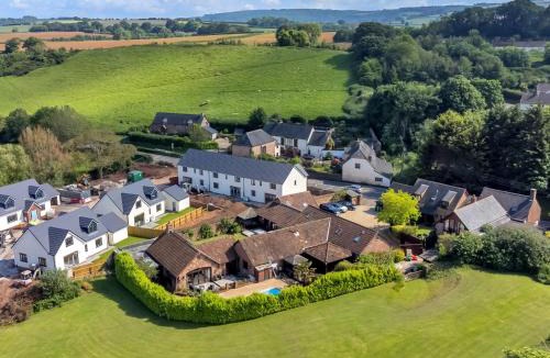 Old Cleeve House | The Old Byres