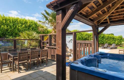 Old Cleeve House | The Old Byres