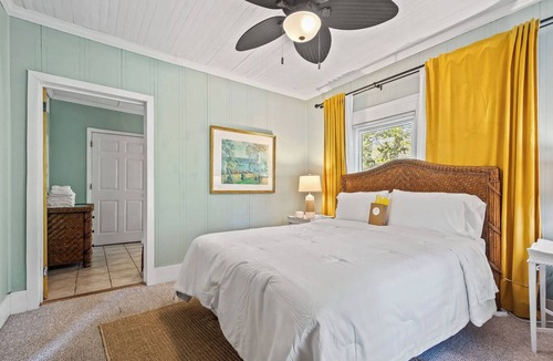 Carrabelle Hotel | The Old Carrabelle Hotel