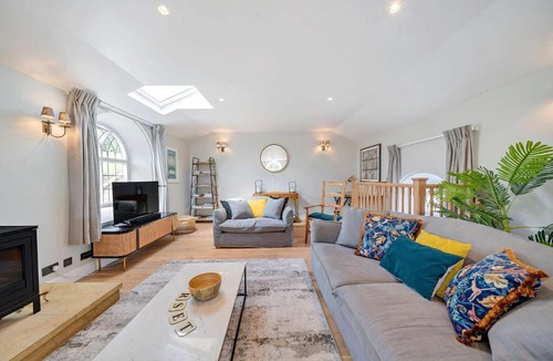 Stoke Abbott House | The Old Chapel