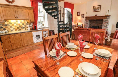 Clay Cross Cottage | The Old Chapel