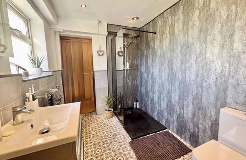 Louth House | The Old Charming House