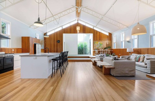 Red Hill House | The Old Church - Fireplace, Pets, Wineries