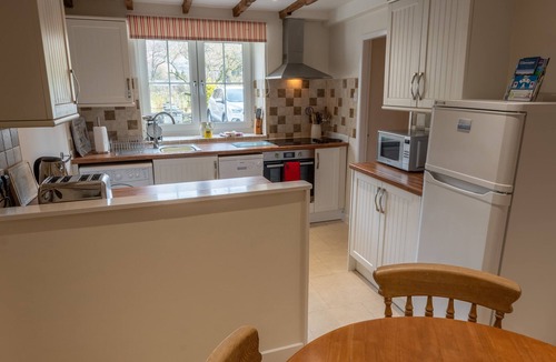 Penrith Cottage | The Old Cop Shop - 2-Bed cottage with log-burner, walking distance to boats and the Lake
