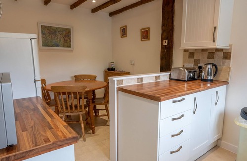 Penrith Cottage | The Old Cop Shop - 2-Bed cottage with log-burner, walking distance to boats and the Lake