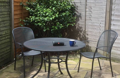 Penrith Cottage | The Old Cop Shop - 2-Bed cottage with log-burner, walking distance to boats and the Lake