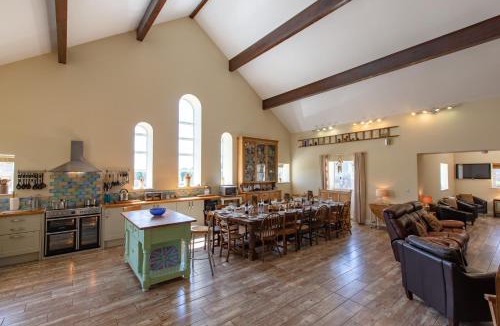 Kidwelly House | The Old Cowshed