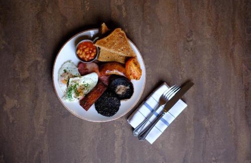 Faringdon Hotel | The Old Crown Coaching Inn