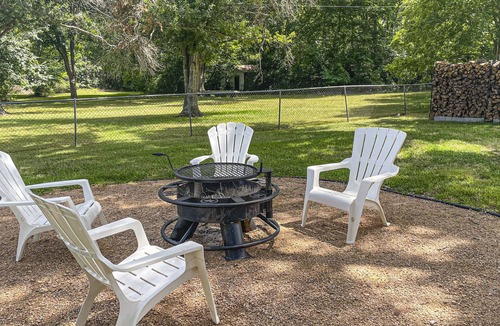 Brenham House | The Old Dairy – A Historic Brenham Getaway