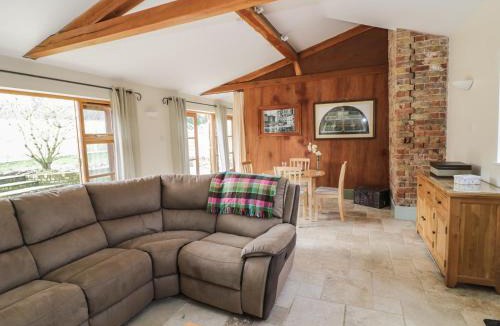 Newnham House | The Old Dairy