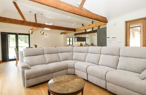 Wokingham House | The Old Dairy