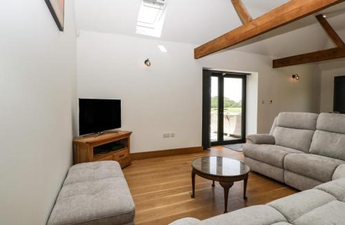 Wokingham House | The Old Dairy