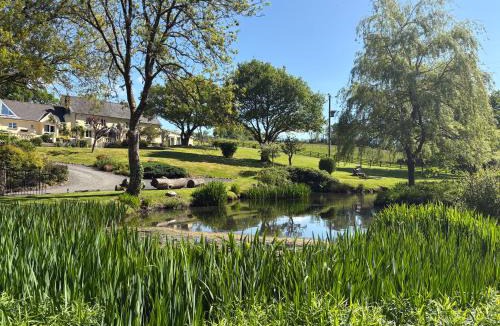 Broadwoodkelly House | The Old Dairy With Indoor Pool In Devon