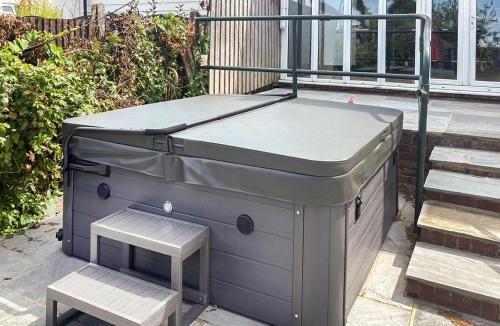 Tankerton House | The Old Doctors Manor House