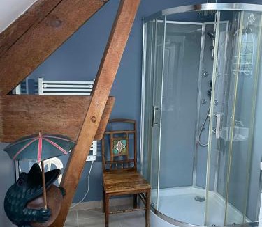 Amfreville House | The Old Farm Gite