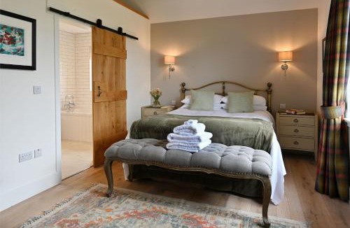 Murthly House | The Old Farmhouse