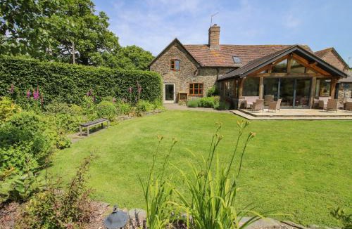 Diddlebury House | The Old Farmhouse