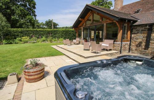 Diddlebury House | The Old Farmhouse