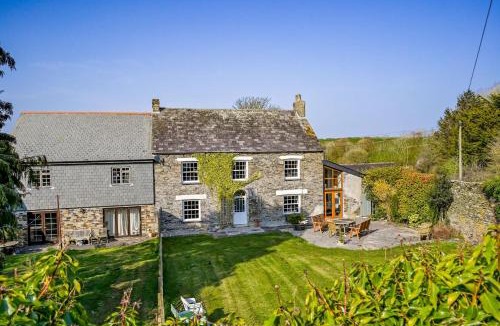Bodinnick House | The Old Farmhouse