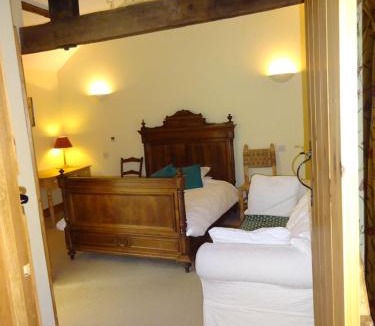 Grafton Regis Bed & Breakfast | The Old Farmhouse