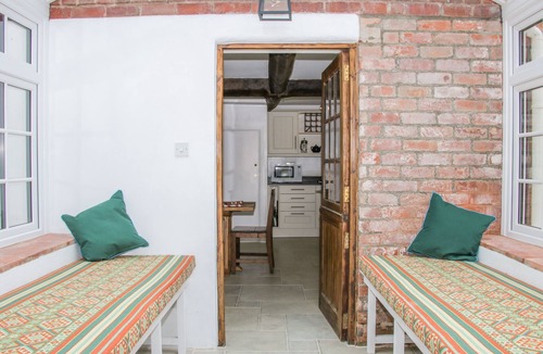 Knighton Cottage | The Old Farmhouse, Upper Pitts