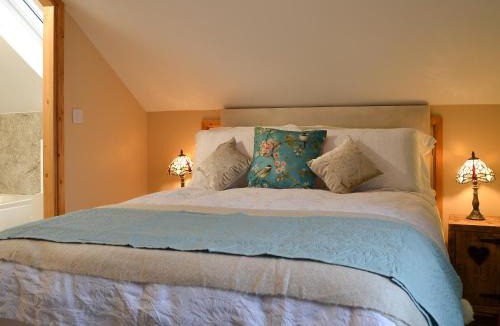 Arnold House | The Old Forge