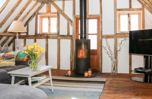 Pulborough House | The Old Granary