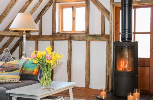 Pulborough House | The Old Granary