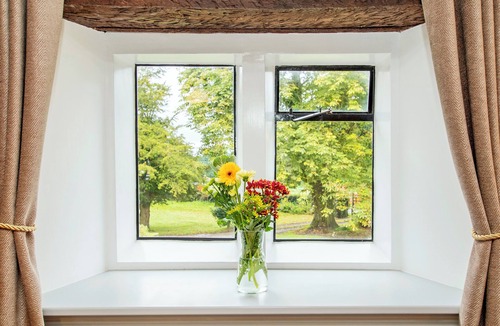 Hewelsfield Cottage | The Old Granary - UK12135