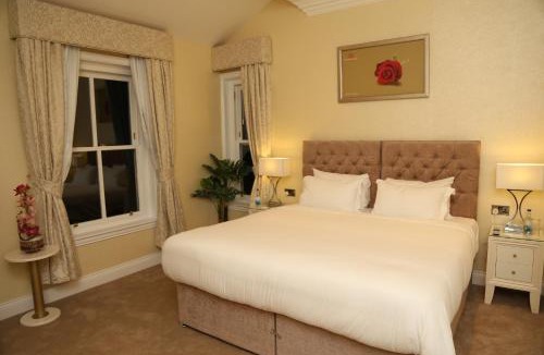 Acresford Hotel | The Old Hall Hotel