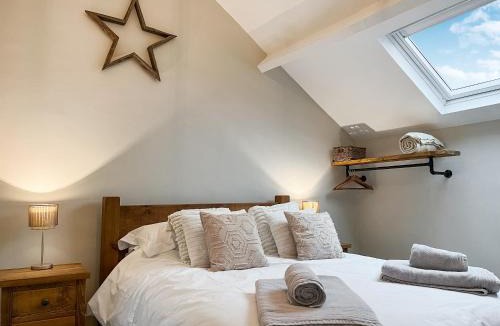 Dronfield House | The Old Hayloft-Uk39431