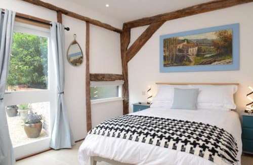 Hungerford Villa | The Old Ironhouse