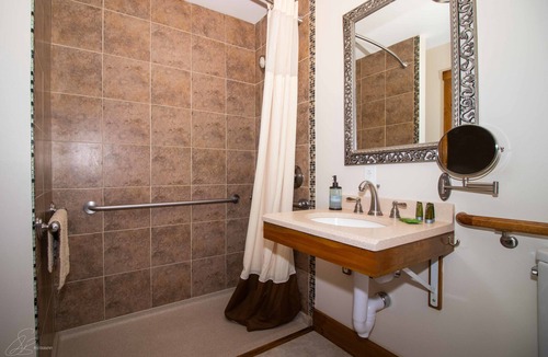 Charlotte House | The Old Lantern Inn and Barn