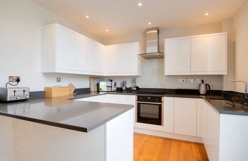 Holt Apartment | The Old Meeting Hall