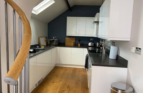 Holt Apartment | The Old Meeting Hall