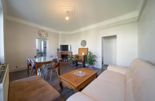 Aureilhan Apartment | THE OLD MILL