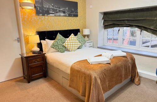 Newton Blossomville Hotel | The Old Mill Inn