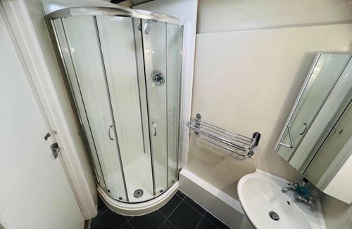 Newton Blossomville Hotel | The Old Mill Inn