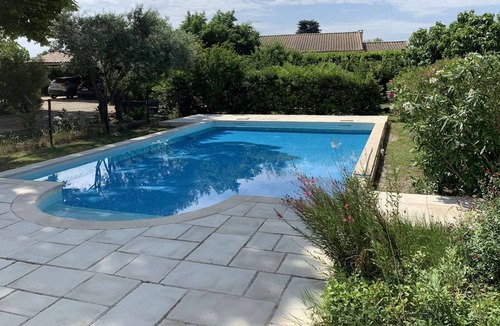 Camaret-sur-Aigues House | The Old Oak Mas