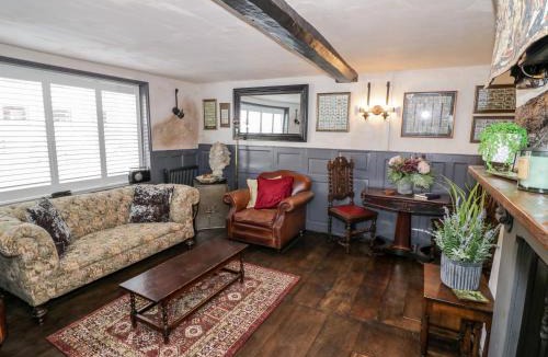 Tewkesbury House | The Old Paper Shop